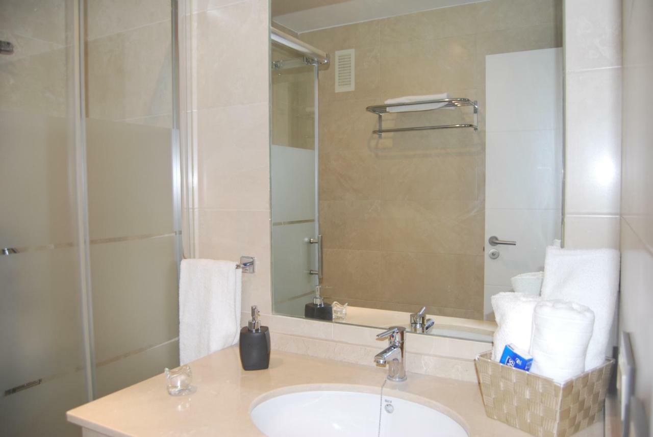 Centrico Nuevo Dos Banos Parking Apartment Sevilla Bagian luar foto
